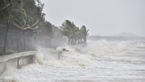 Bao so 1 Maysak manh them nhieu tinh buoc vao dot mua lon tu dem nay