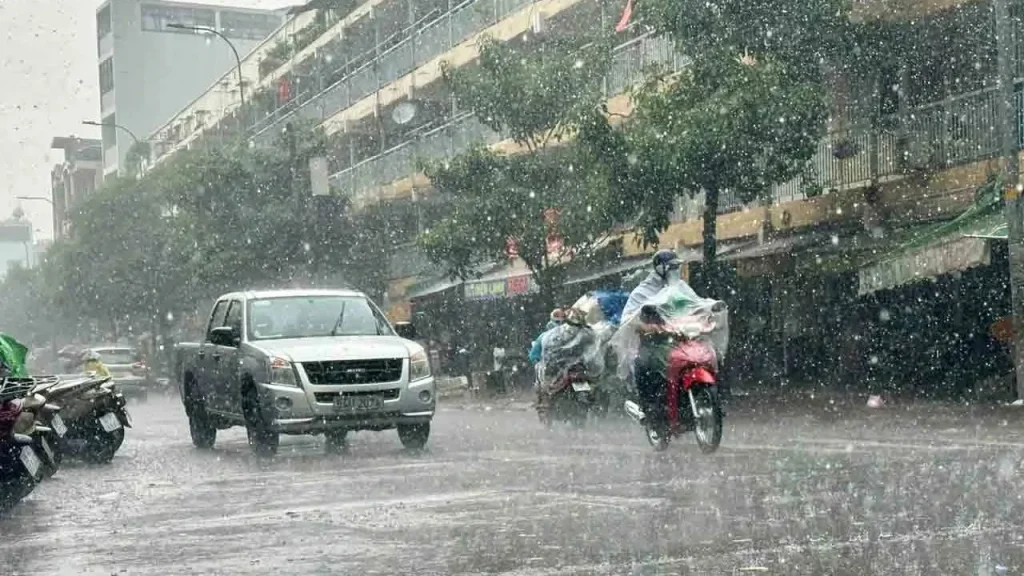 Thời tiết Nam Bộ trong giai đoạn chuyển mùa có gì đáng chú ý? 5 Thoi tiet Nam Bo trong giai doan chuyen mua co gi dang chu y